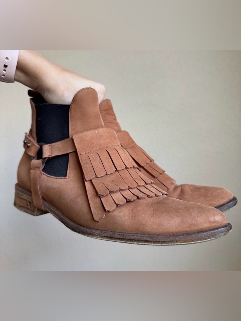 Freda Salvador Blaze Brown Leather Chelsea Booties Ankle Boots 8